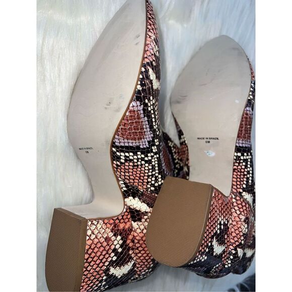 Matisse Goldie Snakeskin Print Booties (Size 6) - Picture 11 of 12